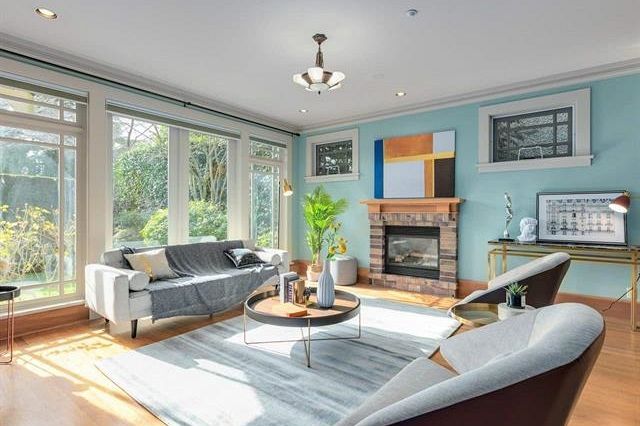 4035 W 27th Avenue Vancouver, BC - 4