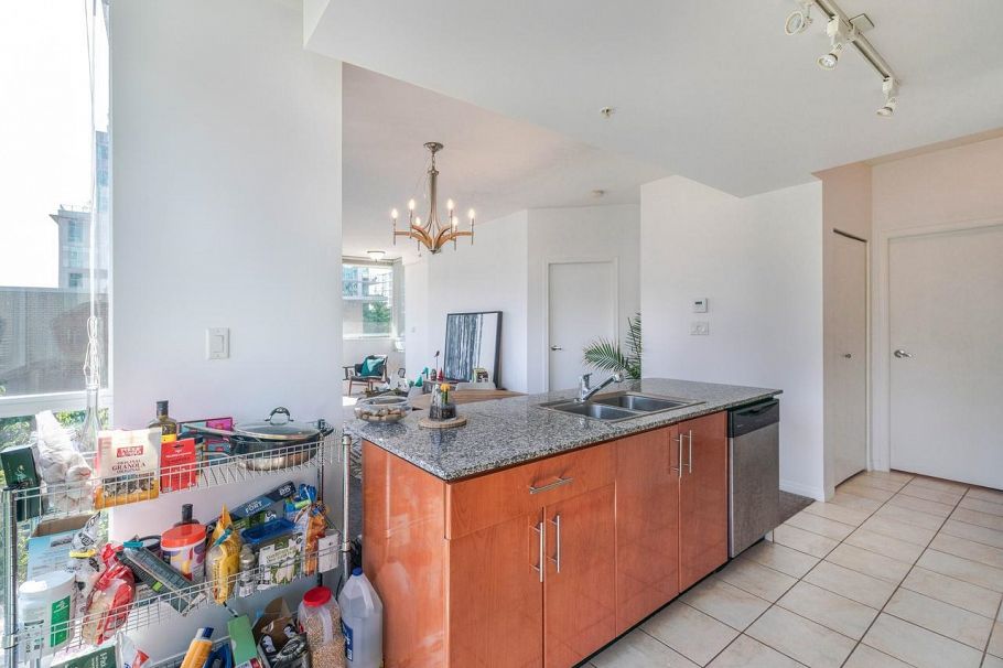 401 138 E Esplanade North Vancouver, BC - 15