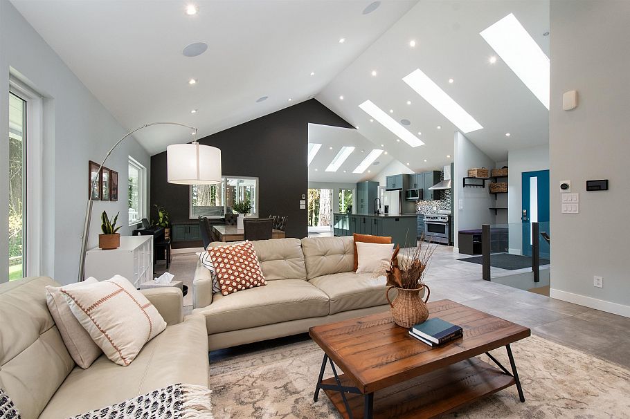 2551 Hyannis Point North Vancouver, BC - 11