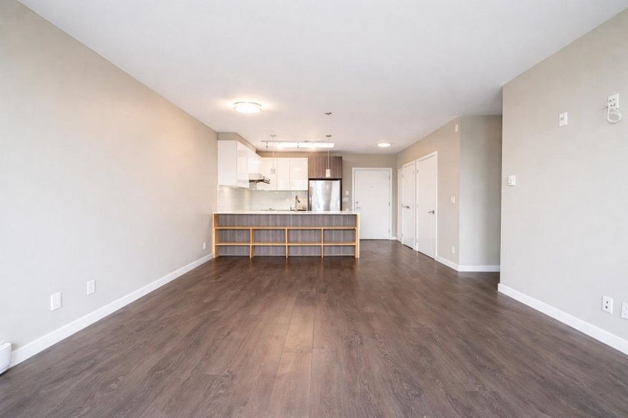 PH01 6555 Victoria Drive Vancouver, BC - 4