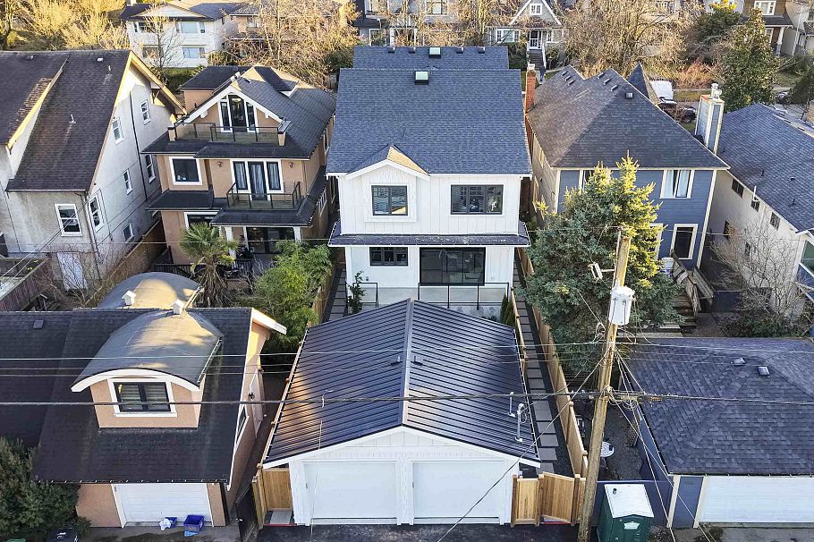 1 3919 W 18th Avenue Vancouver, BC - 29