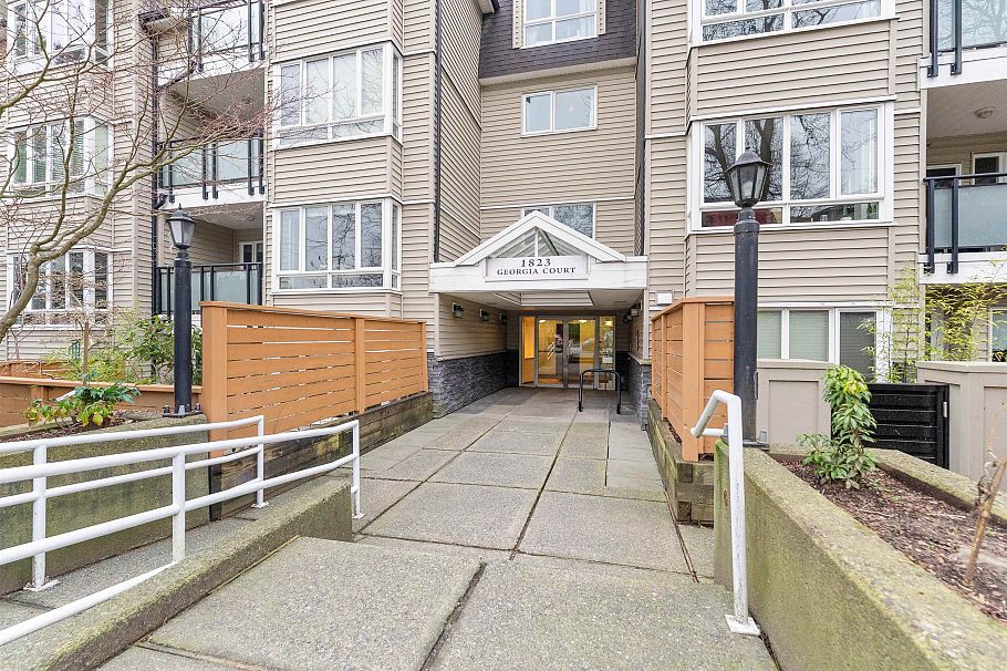 308 1823 E Georgia Street Vancouver, BC - 10