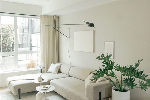 7893 Oak Street Vancouver, BC - 14