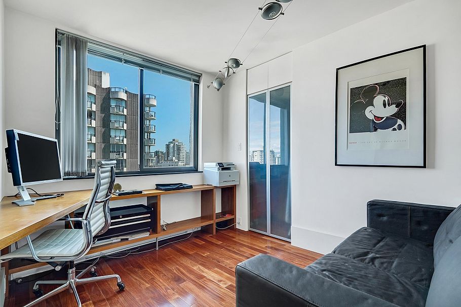 1201 2077 Nelson Street Vancouver, BC - 13