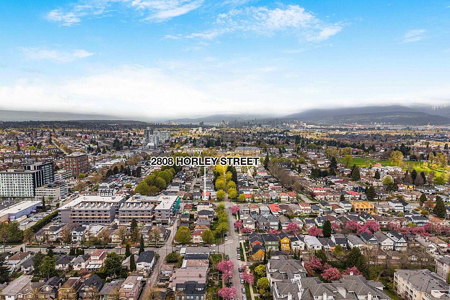2808 Horley Street Vancouver, BC - 35