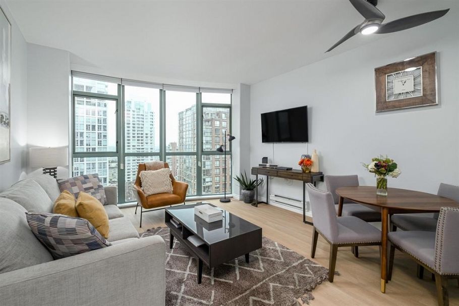 1105 1383 Howe Street Vancouver, BC - 2