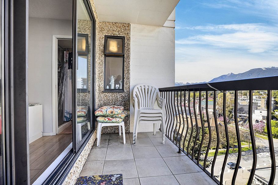 1105 701 W Victoria Park North Vancouver, BC - 39