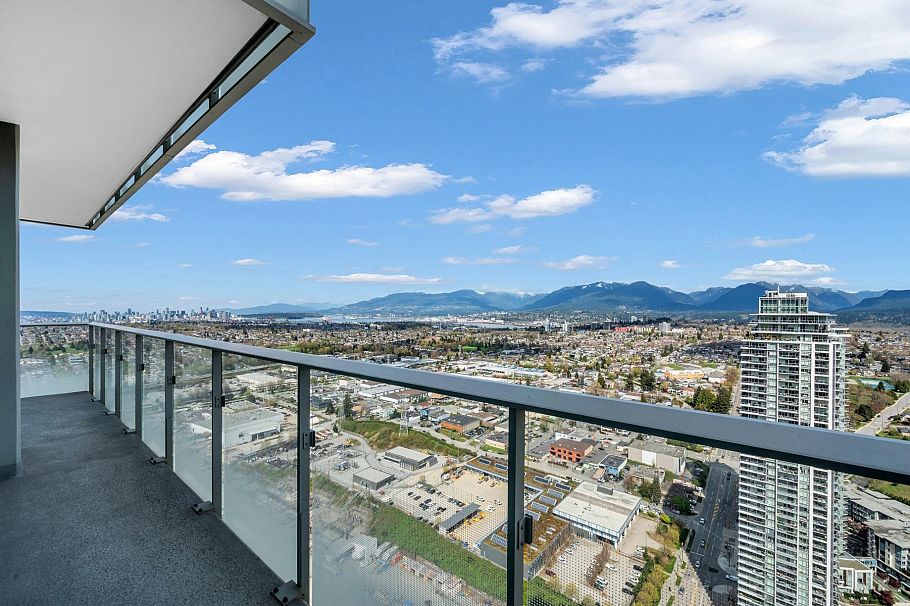 4910 2108 Gilmore Avenue Burnaby, BC - 21