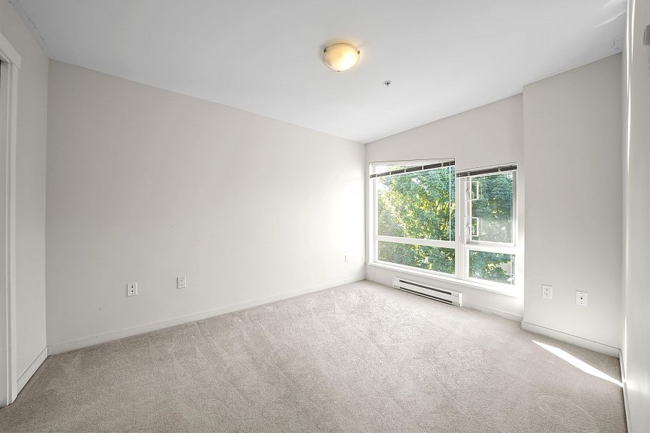 301 3575 Euclid Avenue Vancouver, BC - 18