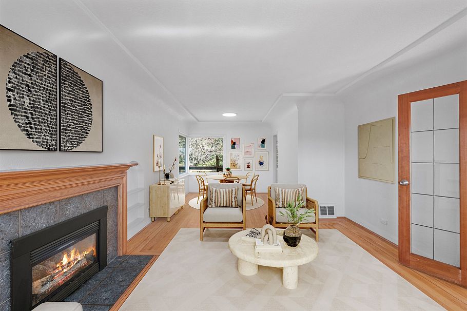 3894 Sunnycrest Drive North Vancouver, BC - 3