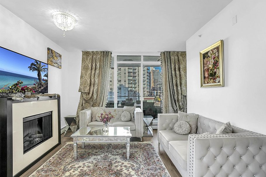 802 158 W 13th Street North Vancouver, BC - 8