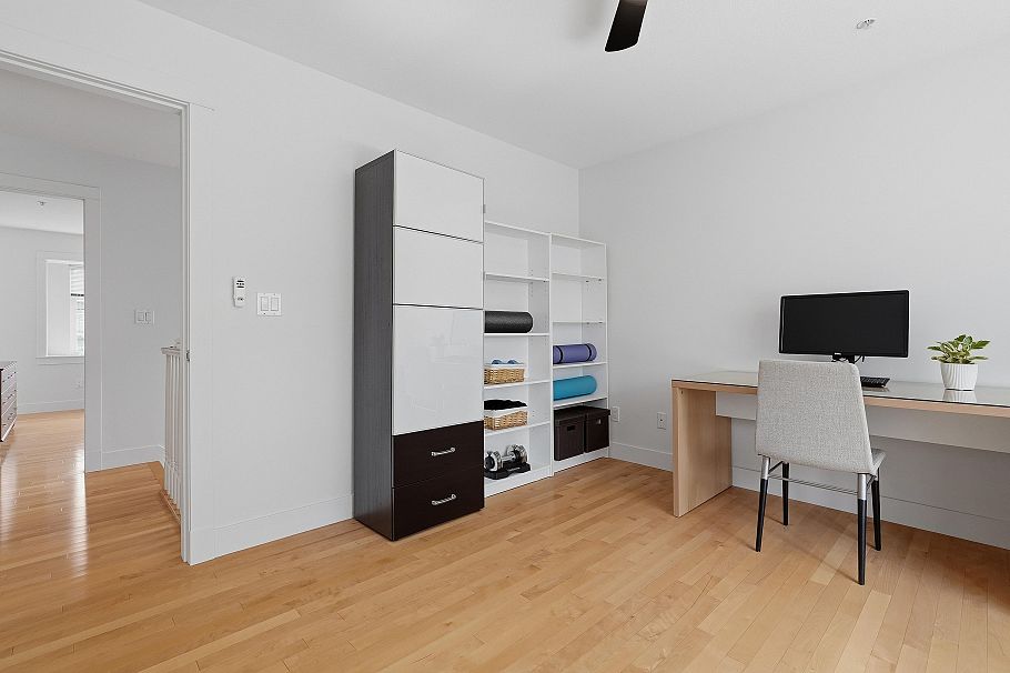 2761 E 53rd Avenue Vancouver, BC - 24