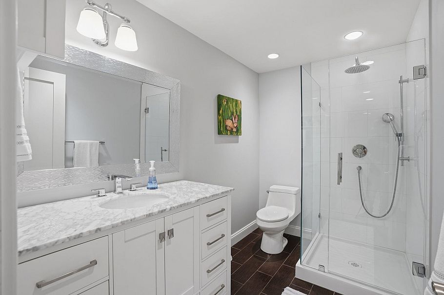 1491 Norton Court North Vancouver, BC - 28