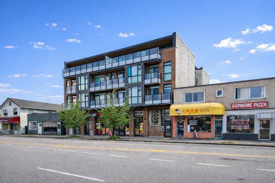 PH01 6555 Victoria Drive Vancouver, BC - 2