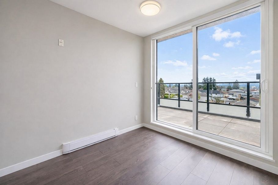 PH01 6555 Victoria Drive Vancouver, BC - 18