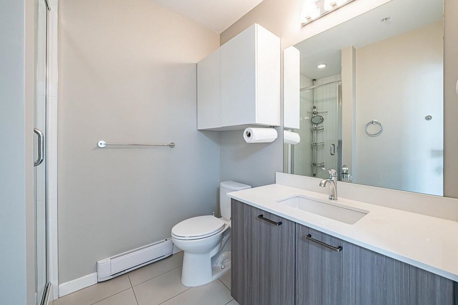 PH01 6555 Victoria Drive Vancouver, BC - 22