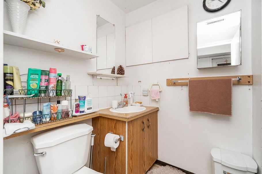 4712 Victoria Drive Vancouver, BC - 29