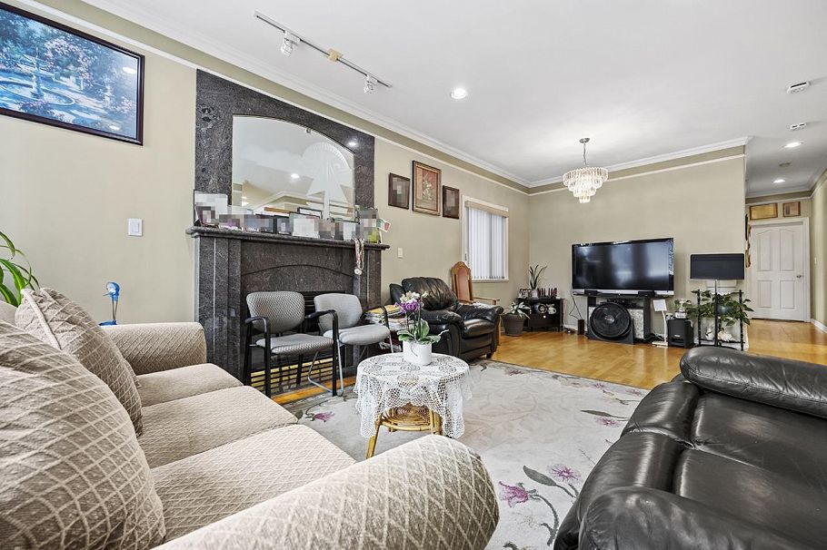 5892 Tyne Street Vancouver, BC - 16