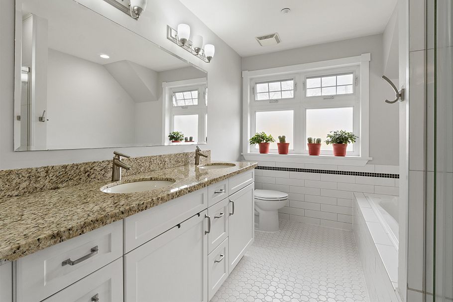 4103 Inverness Street Vancouver, BC - 14