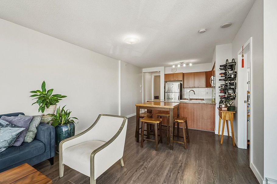 751 1483 E King Edward Avenue Vancouver, BC - 12