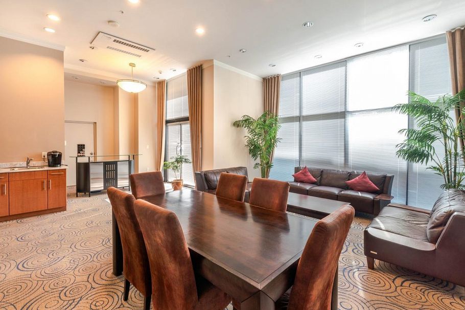 401 138 E Esplanade North Vancouver, BC - 6