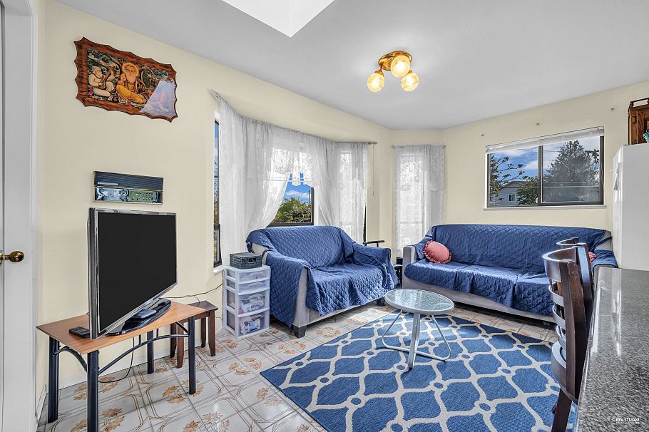 3088 School Avenue Vancouver, BC - 12