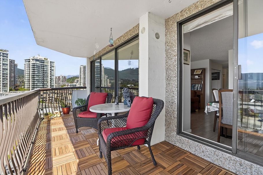 1105 701 W Victoria Park North Vancouver, BC - 16