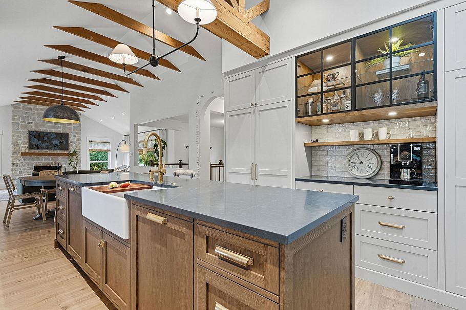 1335 Ridgewood Drive North Vancouver, BC - 17