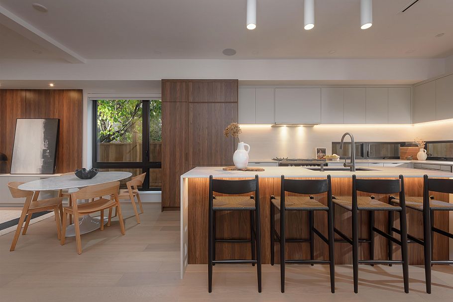 1 275 W 17th Avenue Vancouver, BC - 2