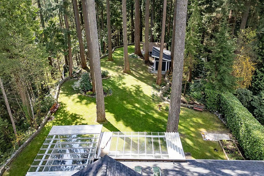 2551 Hyannis Point North Vancouver, BC - 3