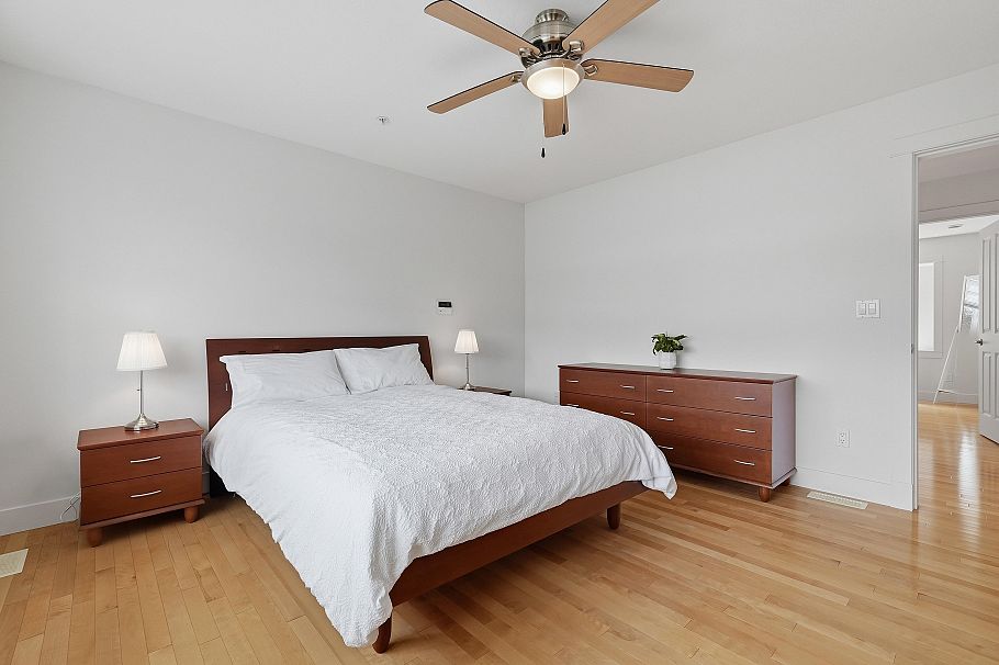 2761 E 53rd Avenue Vancouver, BC - 19