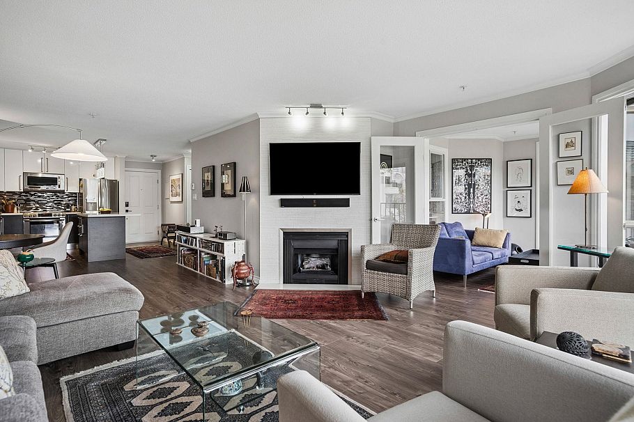 311 1869 Spyglass Place Vancouver, BC - 4