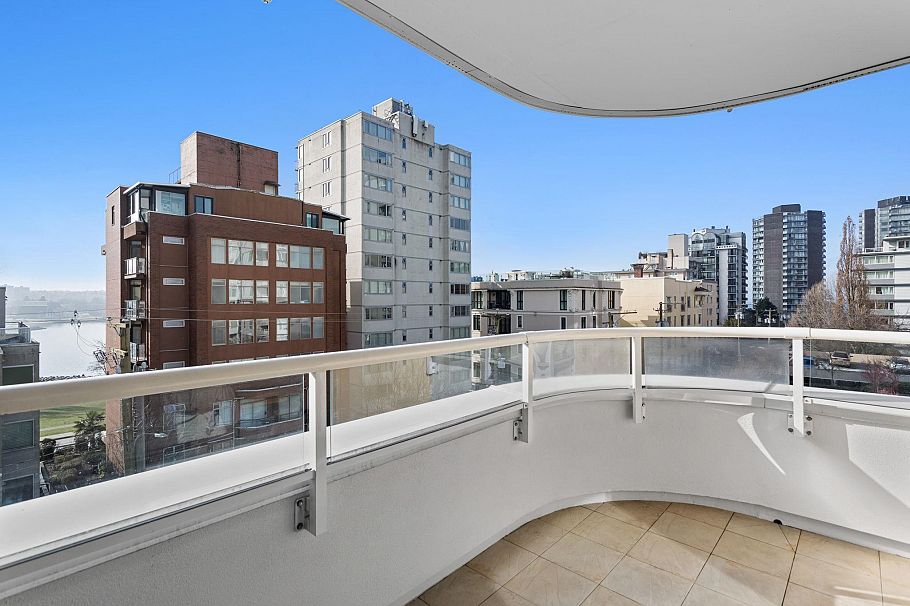 404 1406 W HARWOOD STREET, Vancouver BC V6G 1X5 Vancouver, BC - 17