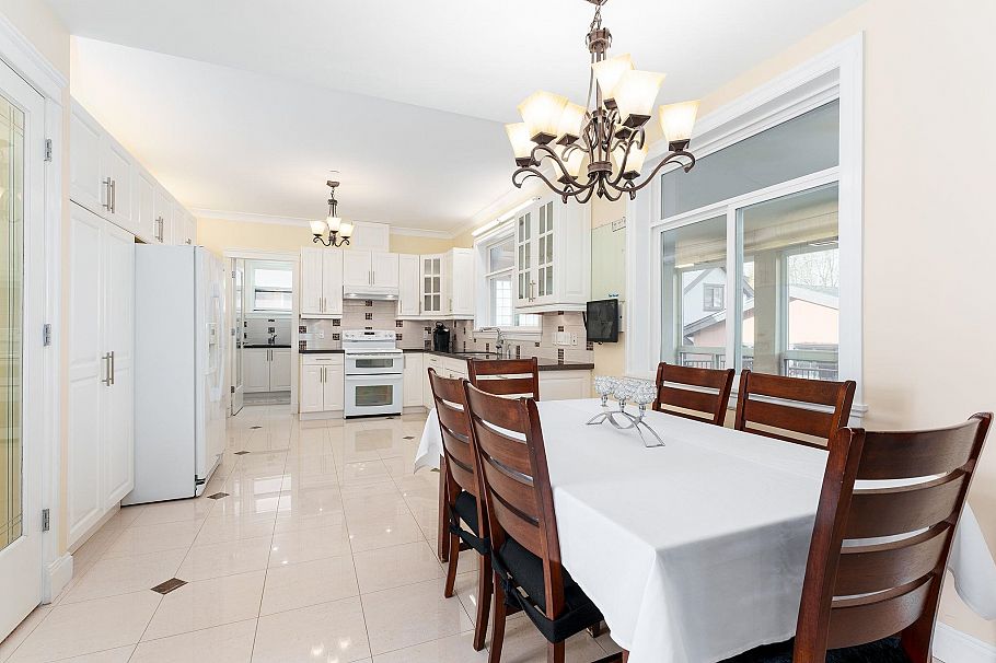 617 E 52nd Avenue Vancouver, BC - 12