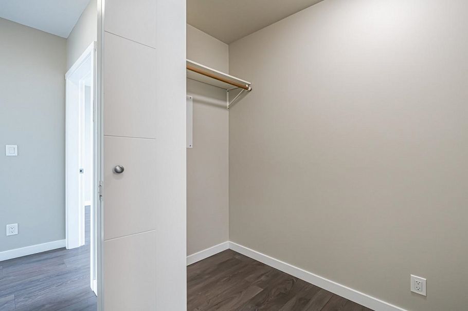 PH01 6555 Victoria Drive Vancouver, BC - 29