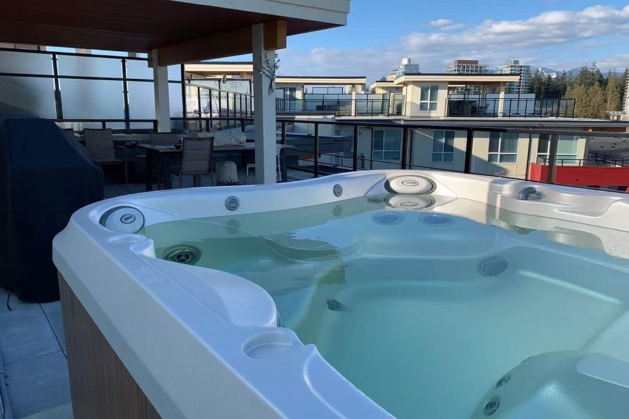 PH9 3581 Ross Drive Vancouver, BC - 15