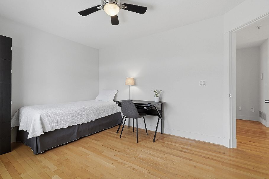 2761 E 53rd Avenue Vancouver, BC - 26