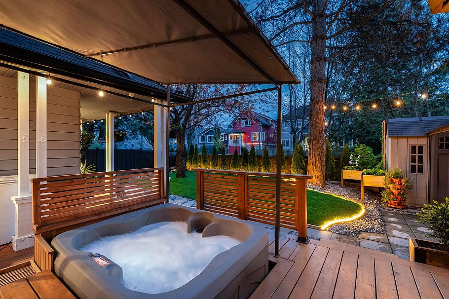 1 1255 E 15th Avenue Vancouver, BC - 32