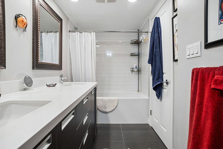 311 1869 Spyglass Place Vancouver, BC - 9