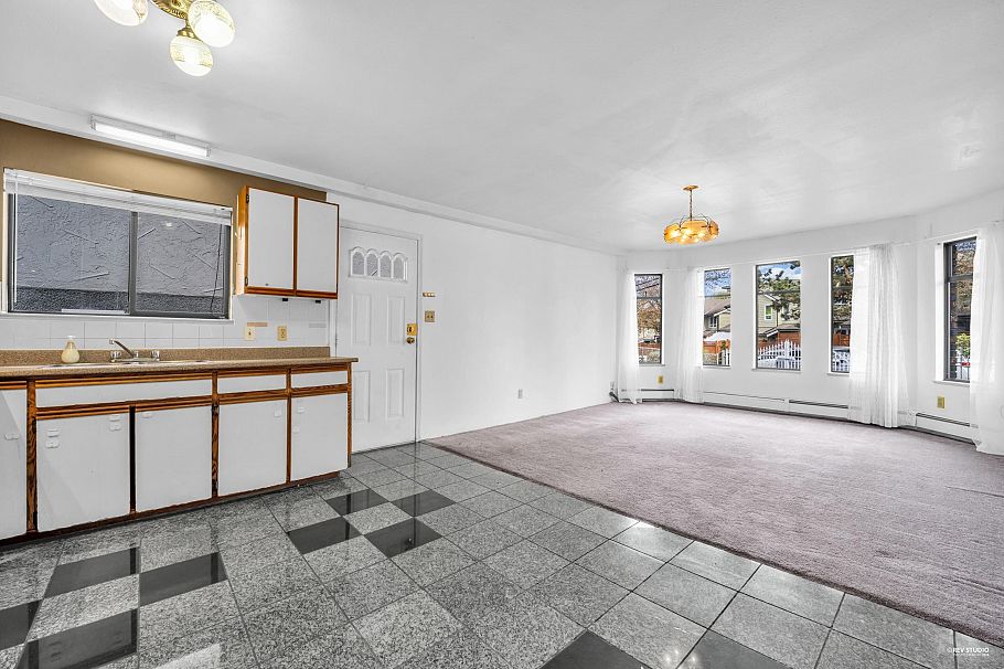 3088 School Avenue Vancouver, BC - 26