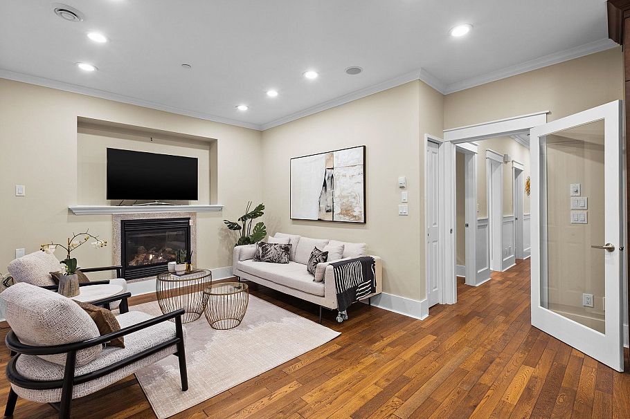 3895 W 23rd Avenue Vancouver, BC - 16