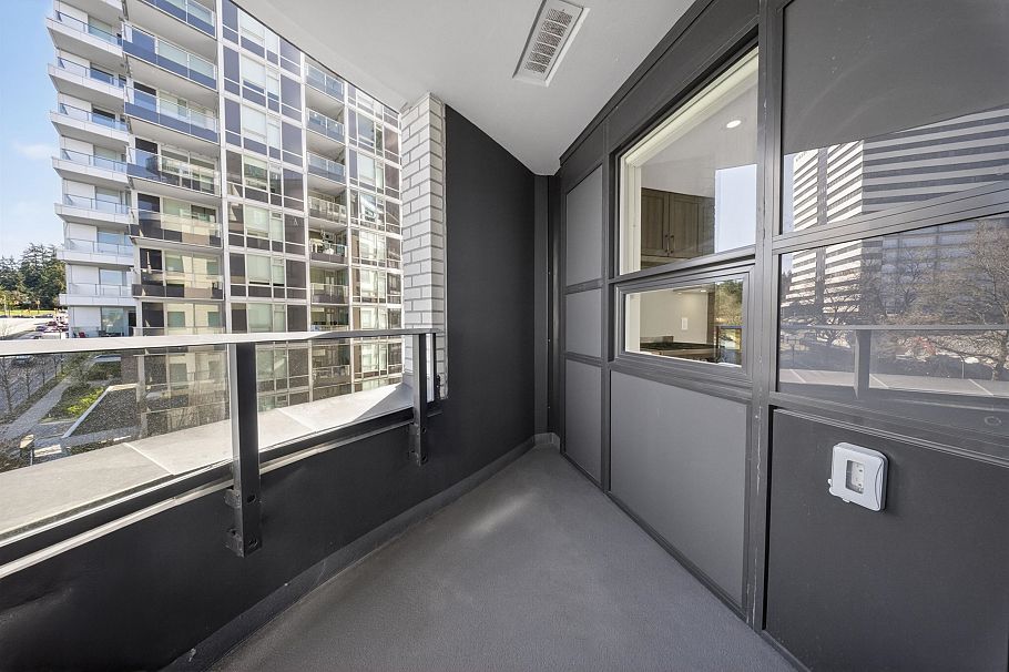 713 5470 Ormidale Street Vancouver, BC - 9