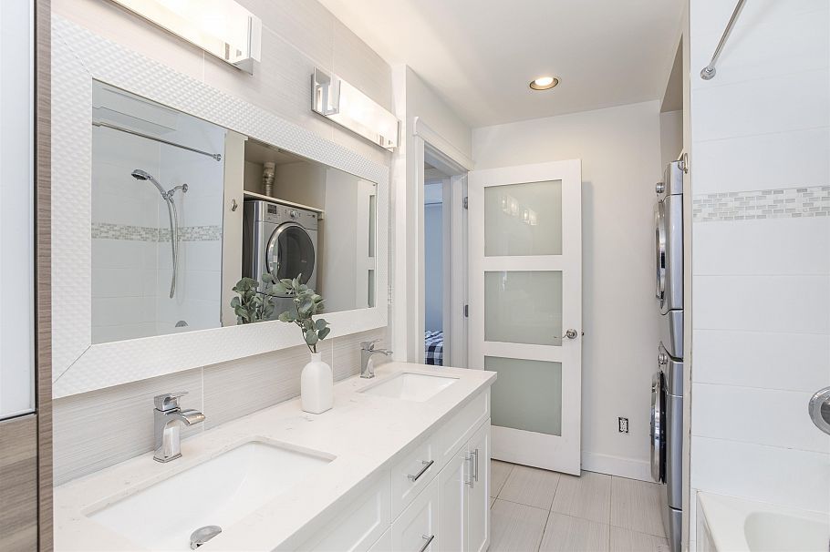 2836 E Kent Avenue South Vancouver, BC - 24