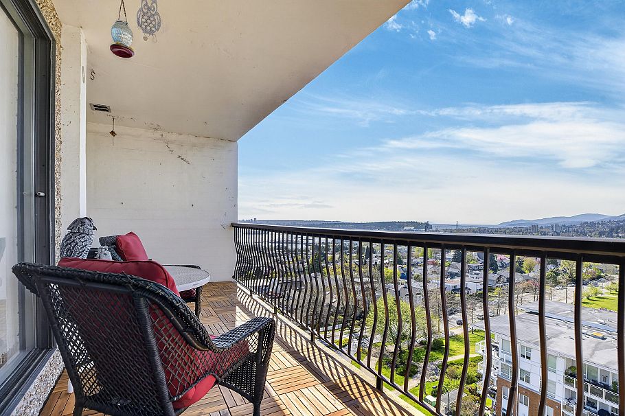 1105 701 W Victoria Park North Vancouver, BC - 18