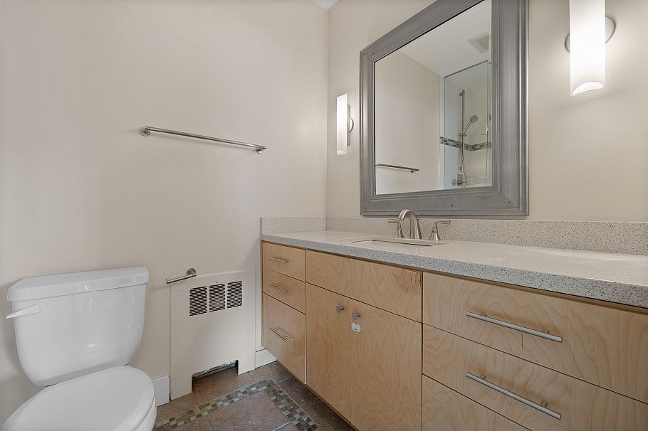 306 2469 Cornwall Avenue Vancouver, BC - 33