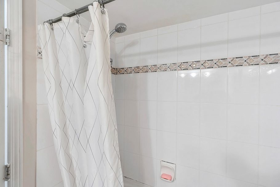 502 928 Richards Street Vancouver, BC - 16