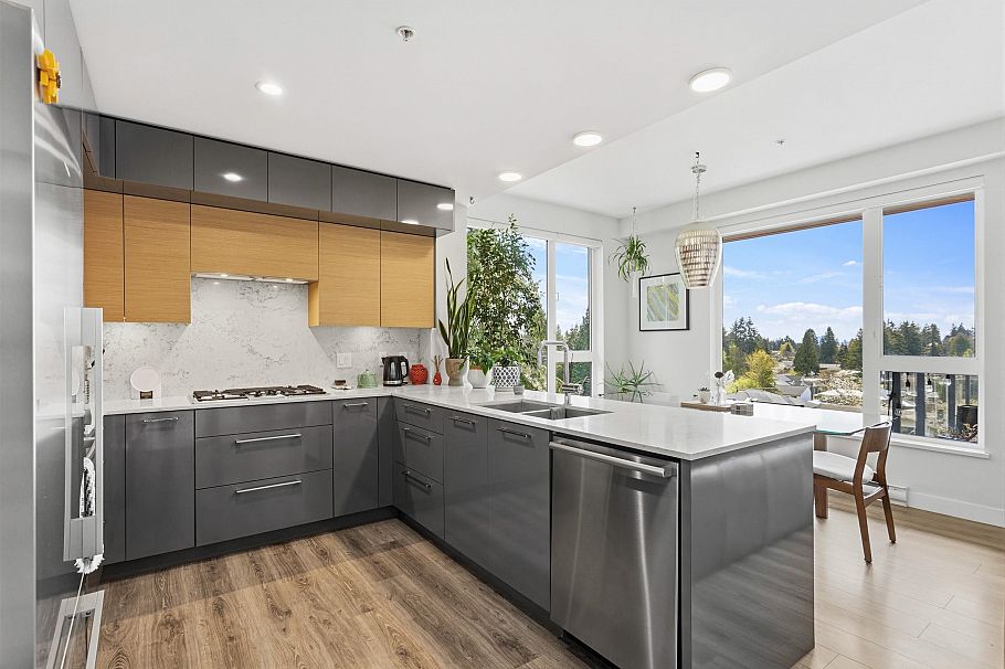 407 1327 Draycott Road North Vancouver, BC - 9