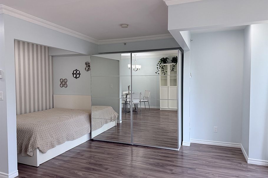 502 928 Richards Street Vancouver, BC - 13