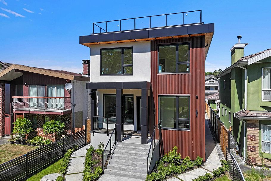 2111 E 46th Avenue Vancouver, BC - 1