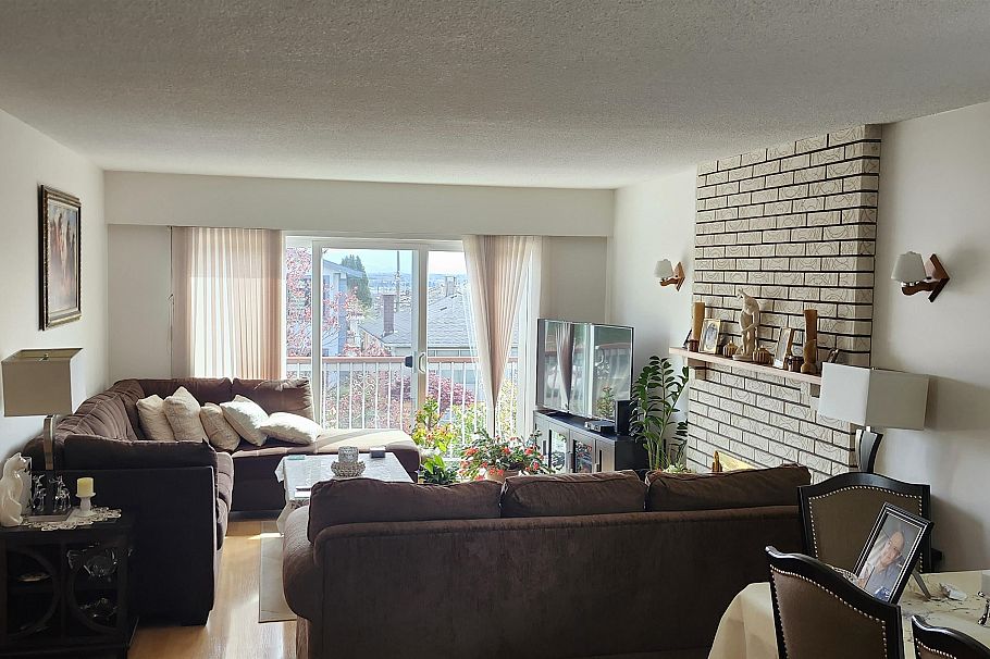 549 E 56th Avenue Vancouver, BC - 10